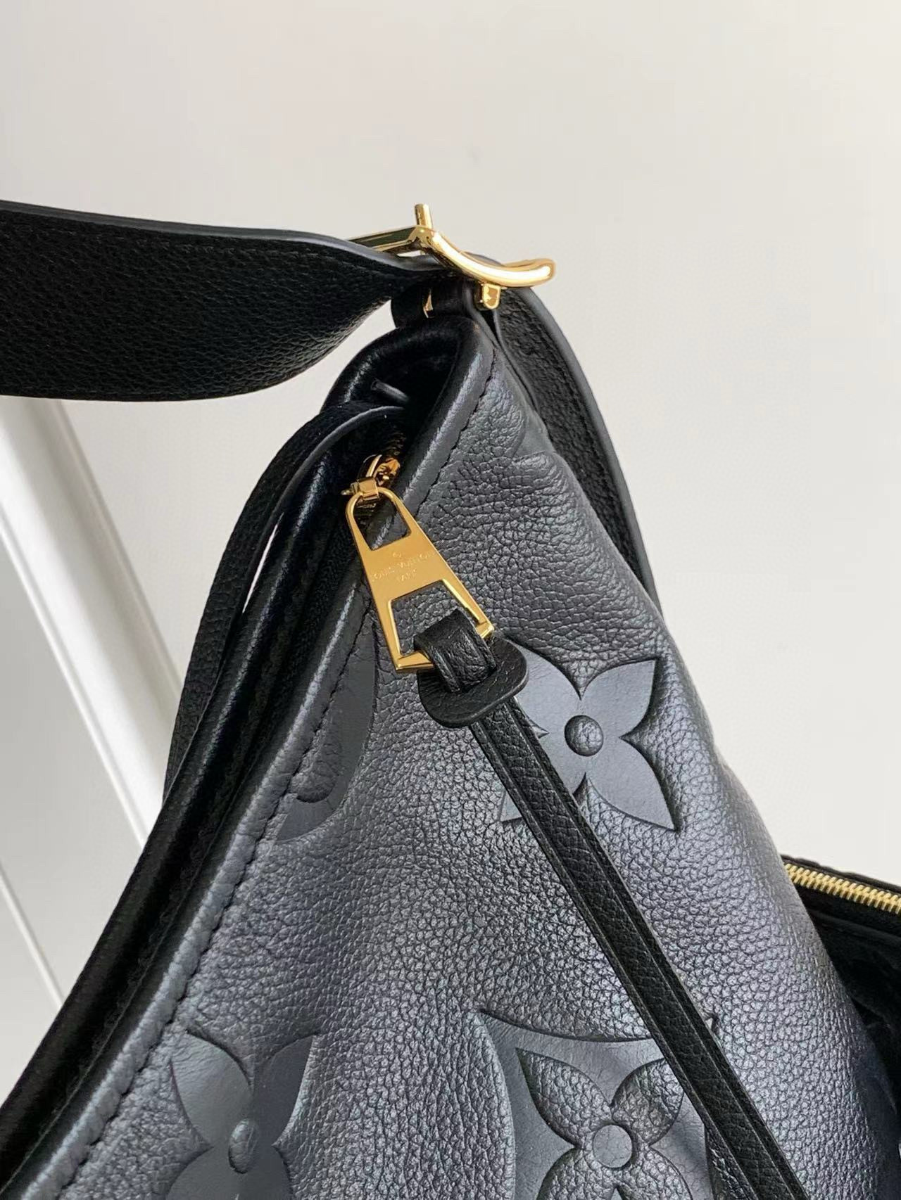 Louis Vuitton CarryAll MM Bag Black with Gold Hardware