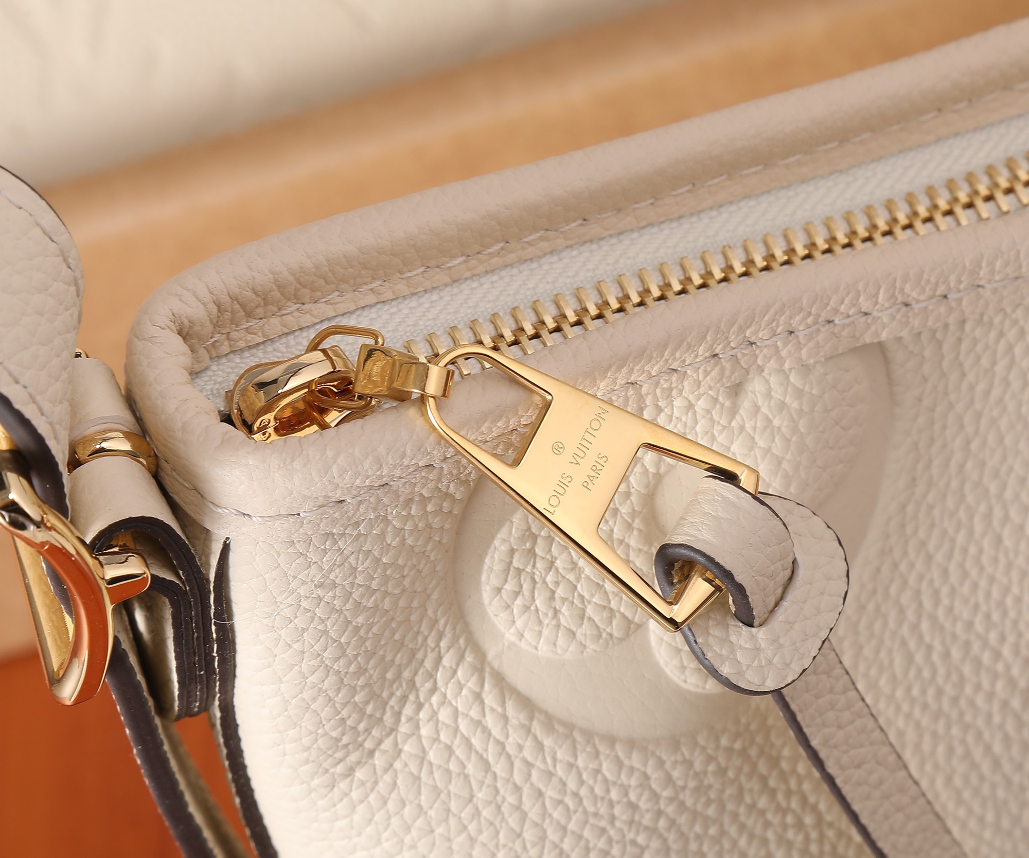 Louis Vuitton CarryAll PM Bag Cream with Gold Hardware