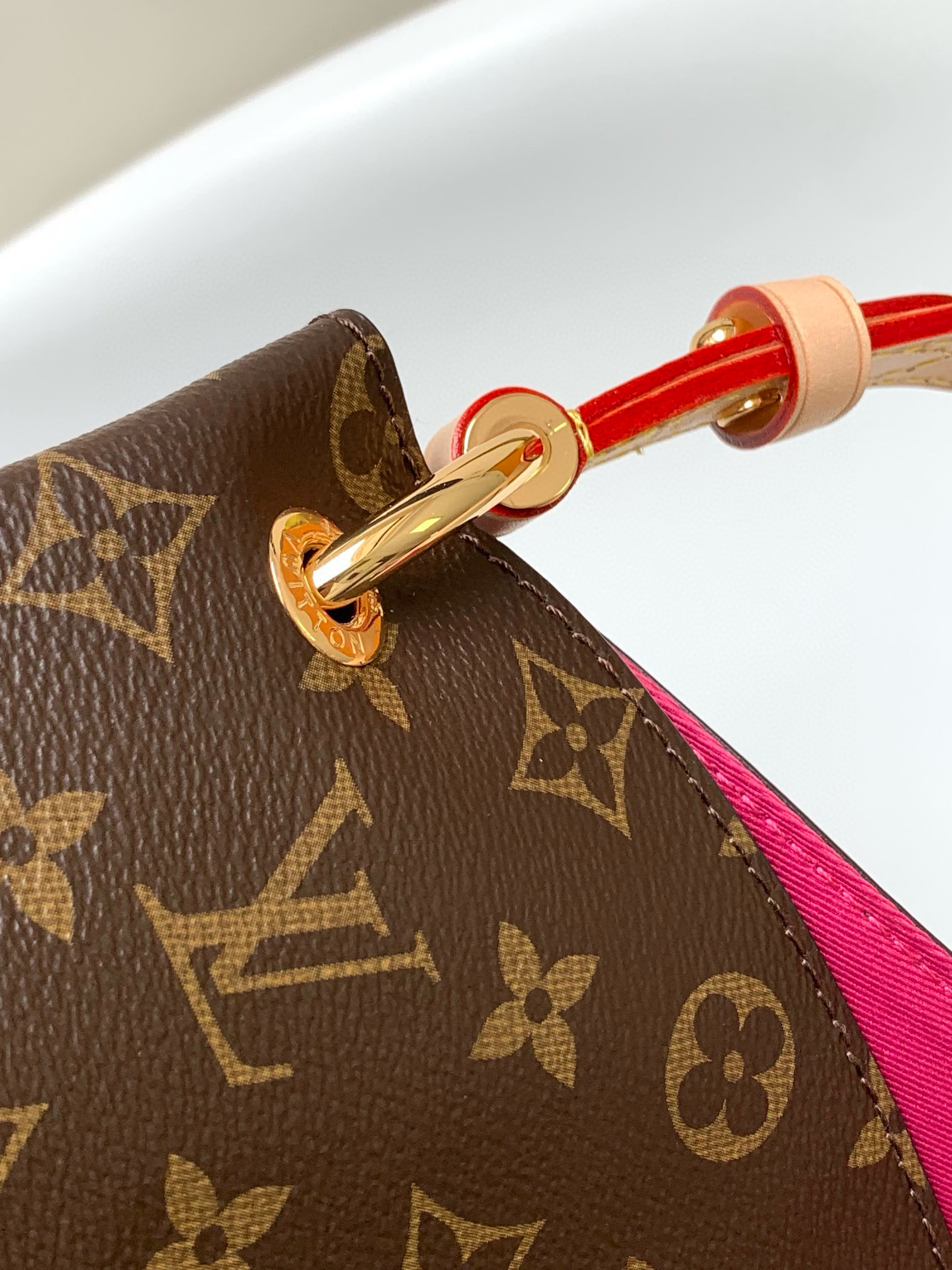 Louis Vuitton Graceful MM Bag Monogram with Gold Hardware