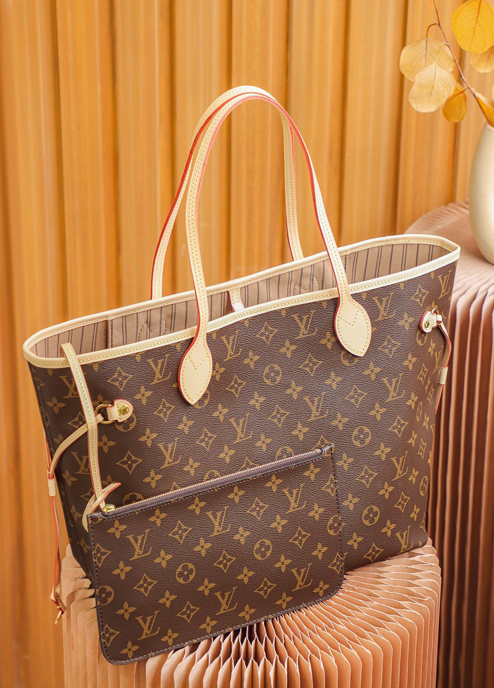 Louis Vuitton Neverfull MM Bag Monogram with Gold Hardware