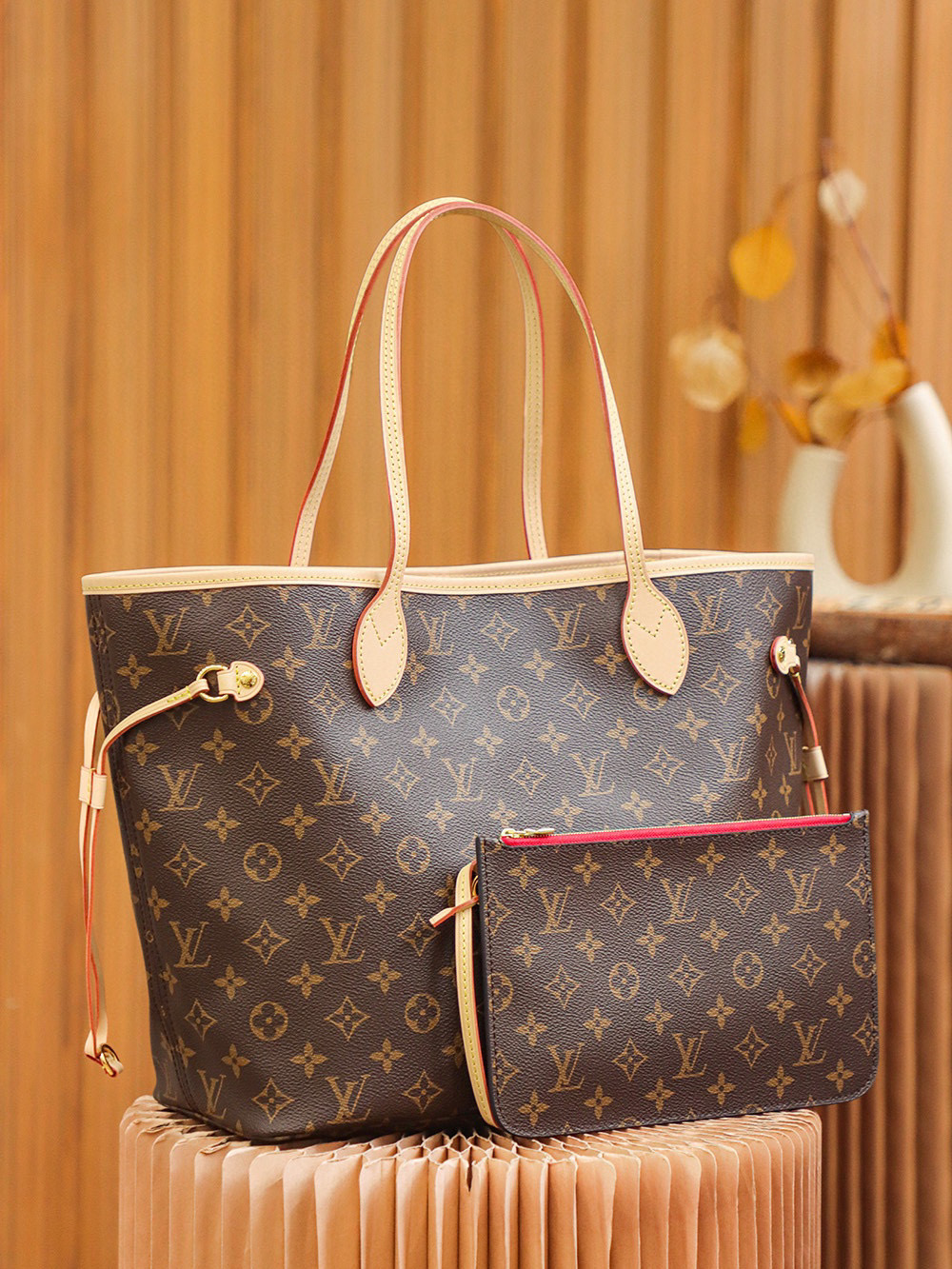 Louis Vuitton Neverfull MM Bag Monogram with Gold Hardware