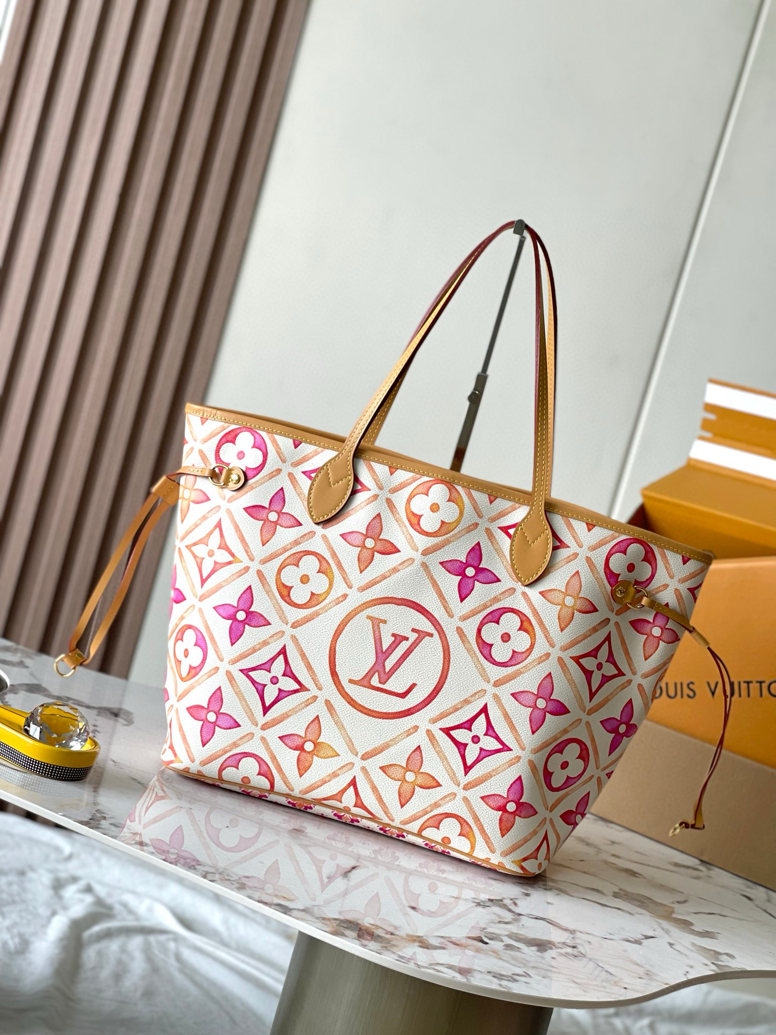 Louis Vuitton Neverfull MM Bag Monogram Coral with Gold Hardware