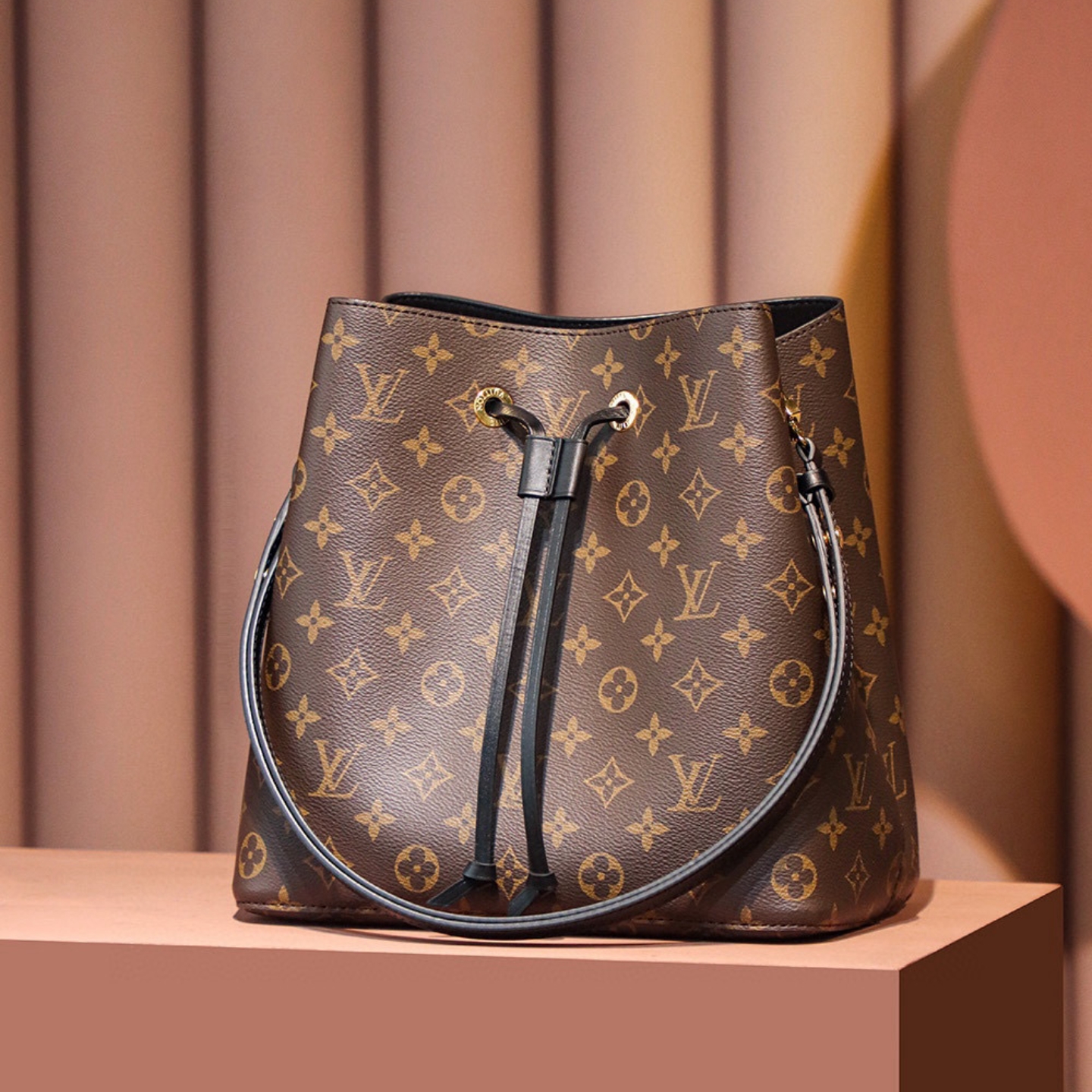 Louis Vuitton NéoNoé MM Bag Monogram Black with Gold Hardware