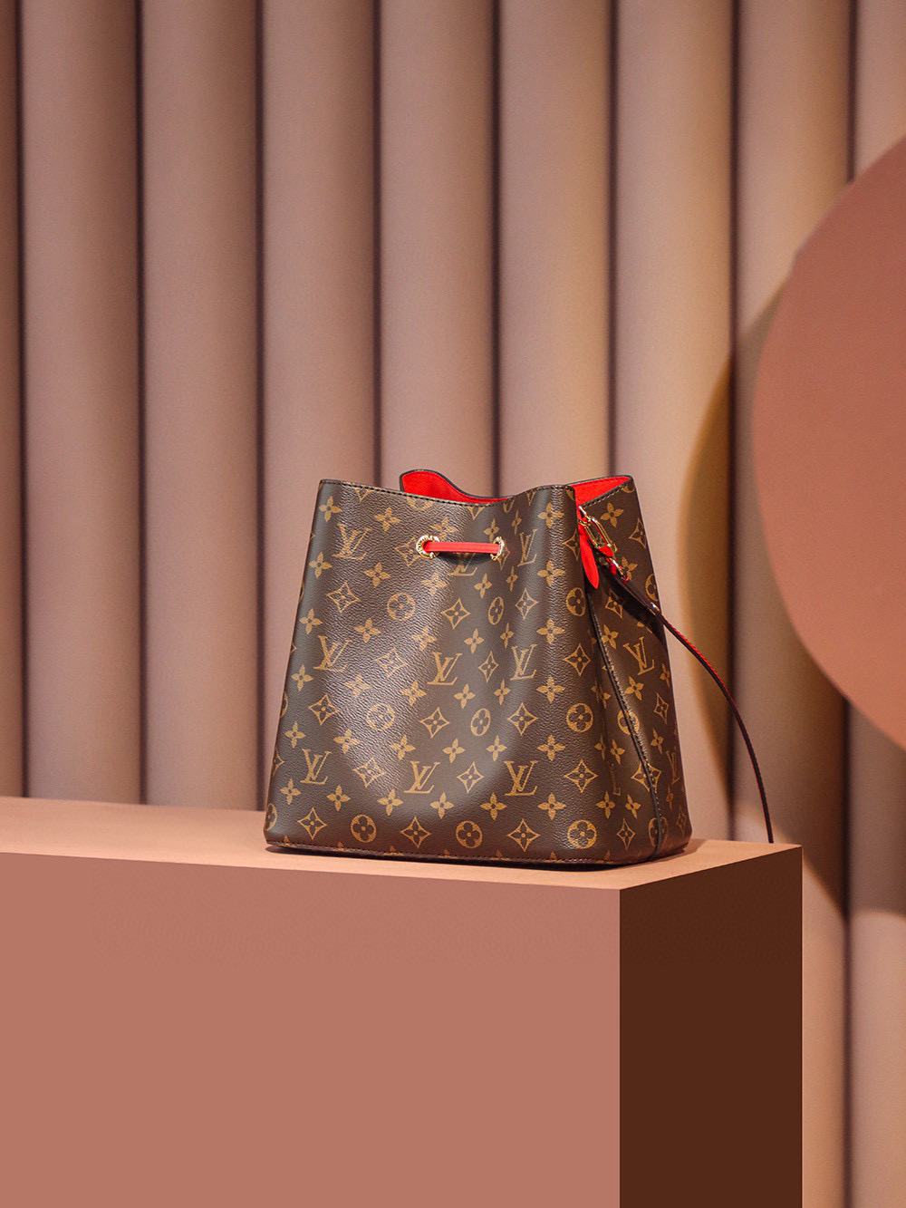 Louis Vuitton NéoNoé MM Bag Monogram Red with Gold Hardware