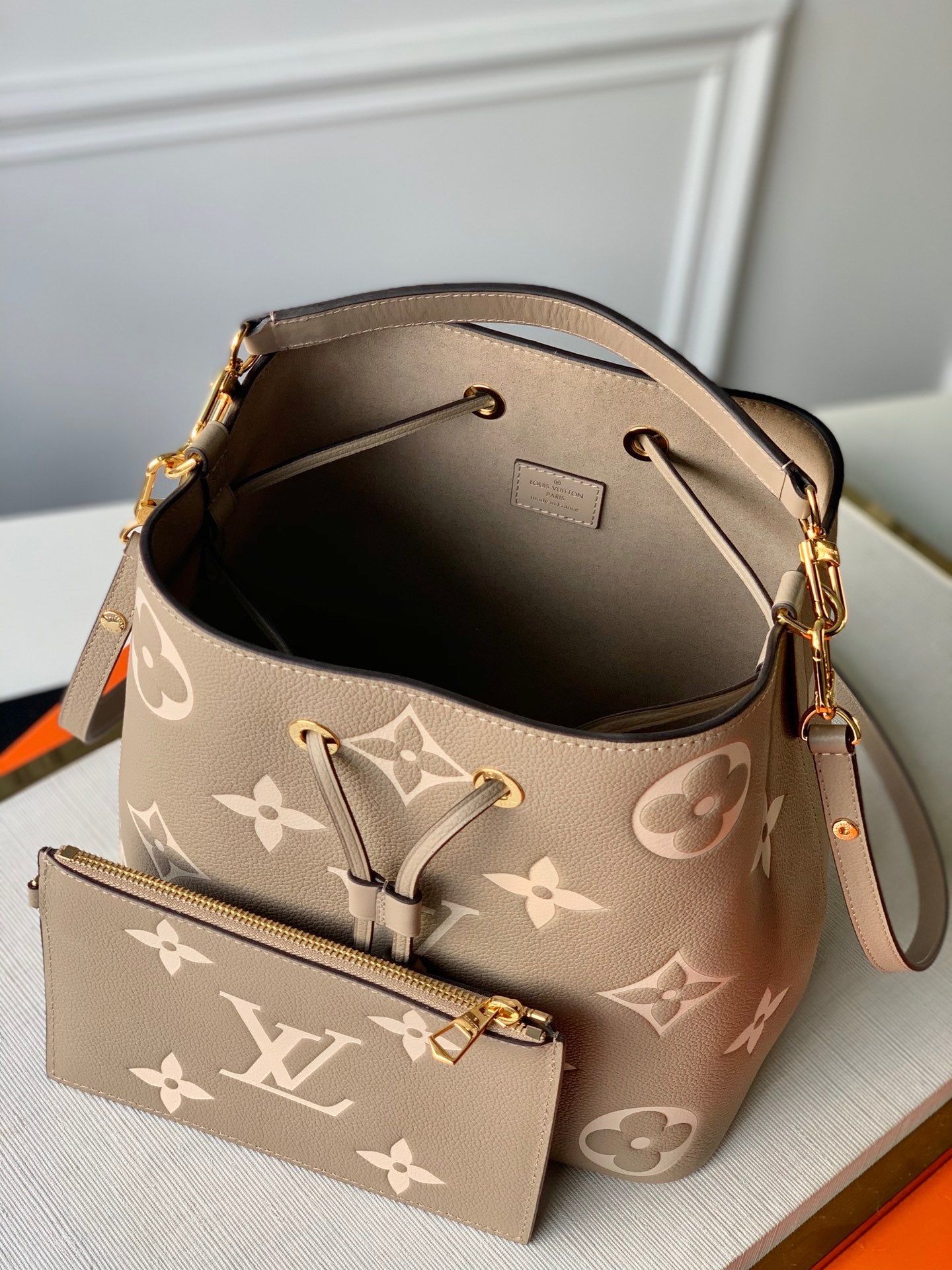 Louis Vuitton NéoNoé MM Bag Cream/Tourterelle Gray with Gold Hardware