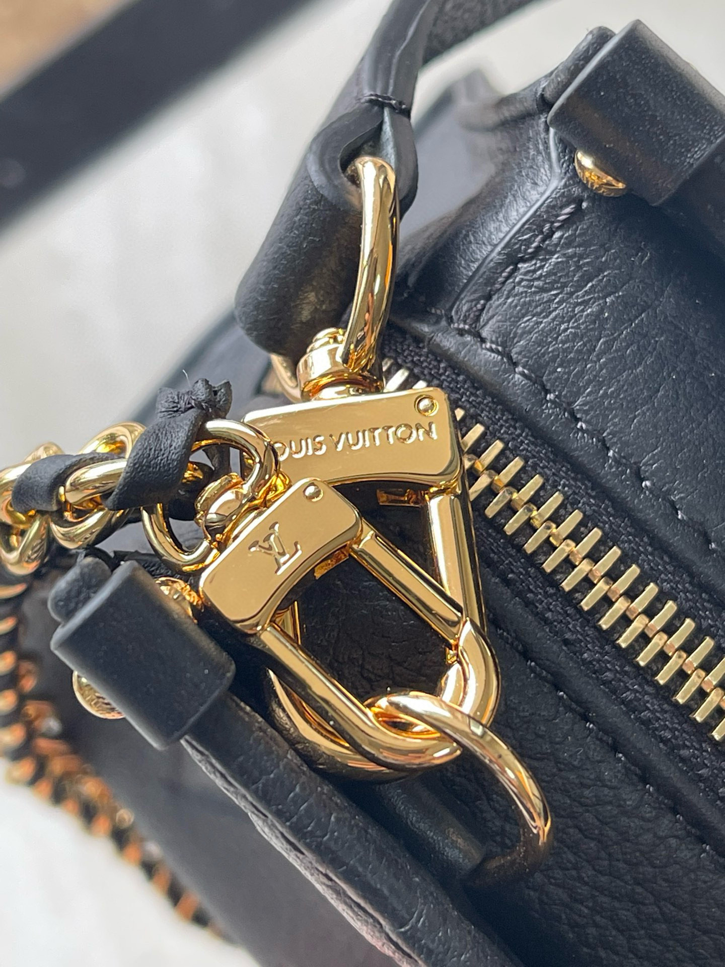 Louis Vuitton OnTheGo _East West Bag Black with Gold Hardware