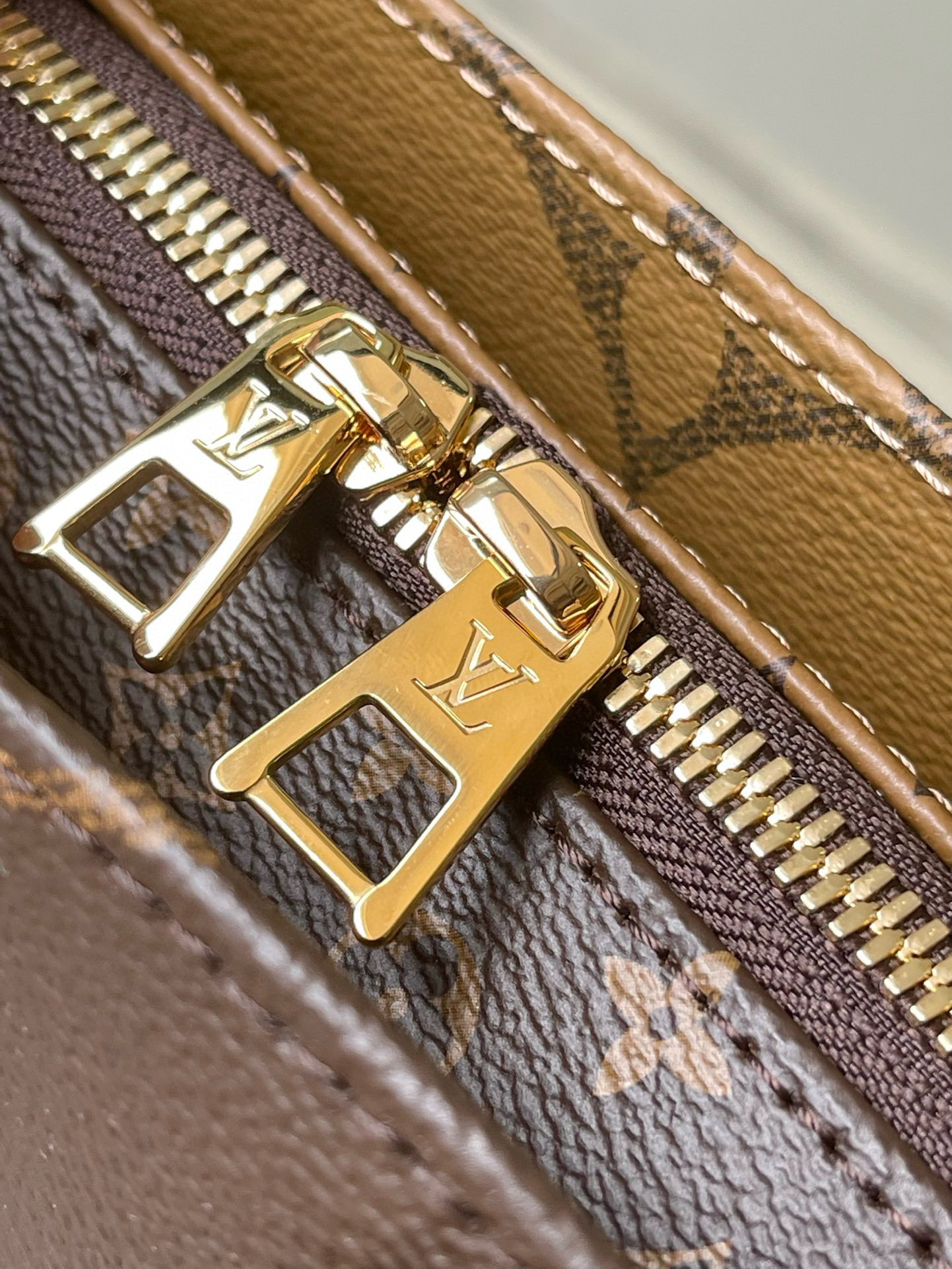 Louis Vuitton OnTheGo _East West Bag Monogram and Monogram Reverse with Gold Hardware