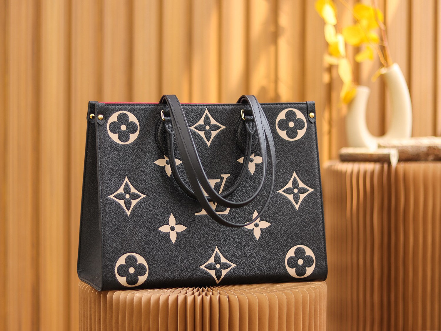 Louis Vuitton OnTheGo MM Bag Black/Beige with Gold Hardware