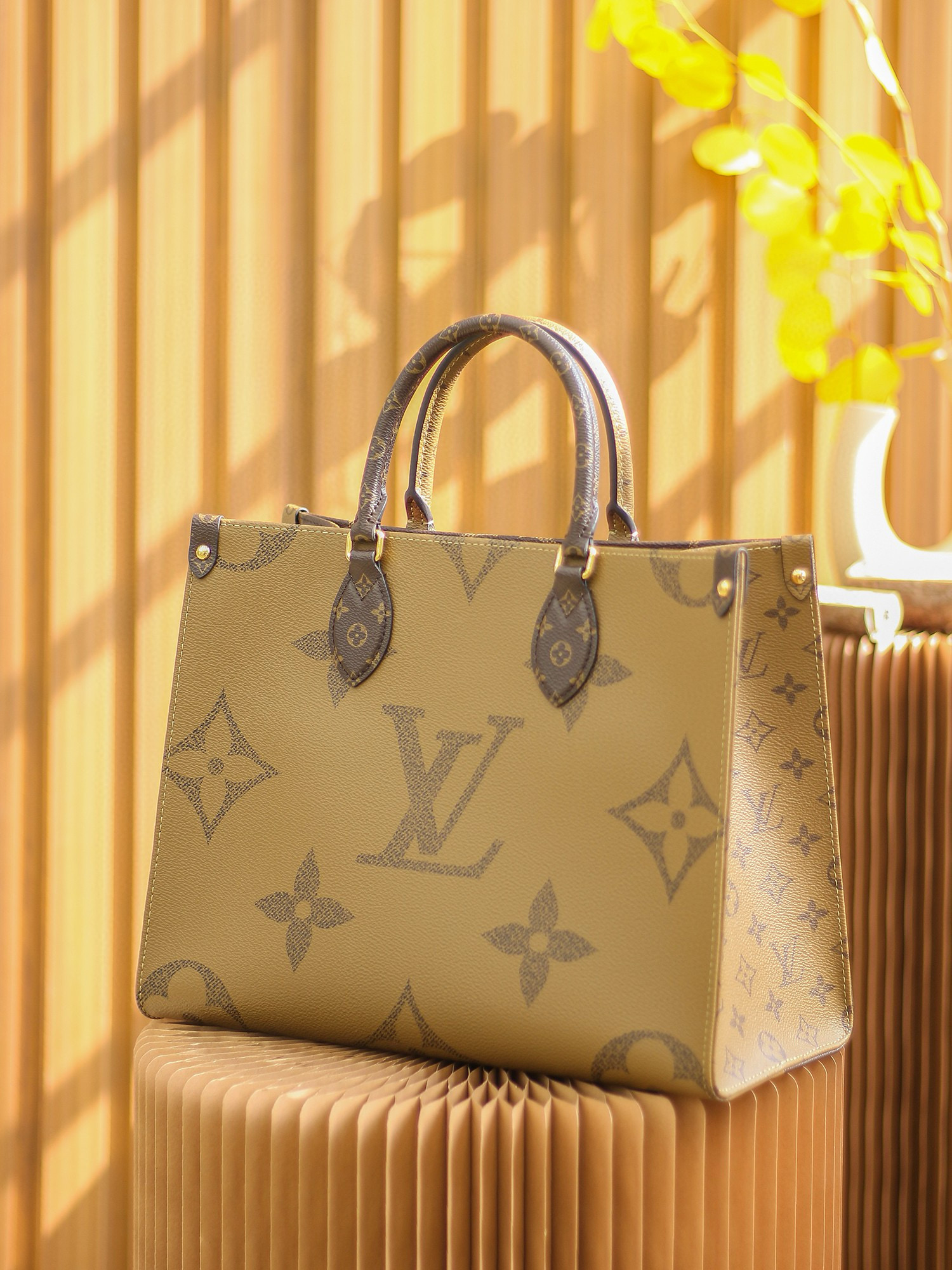 Louis Vuitton OnTheGo MM Bag Monogram and Monogram Reverse with Gold Hardware