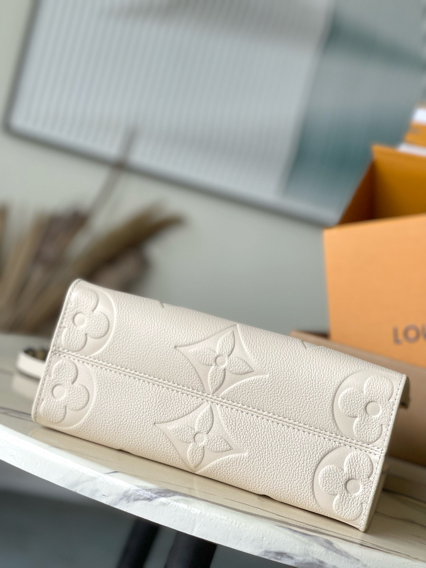 Louis Vuitton OnTheGo PM Bag Cream with Gold Hardware