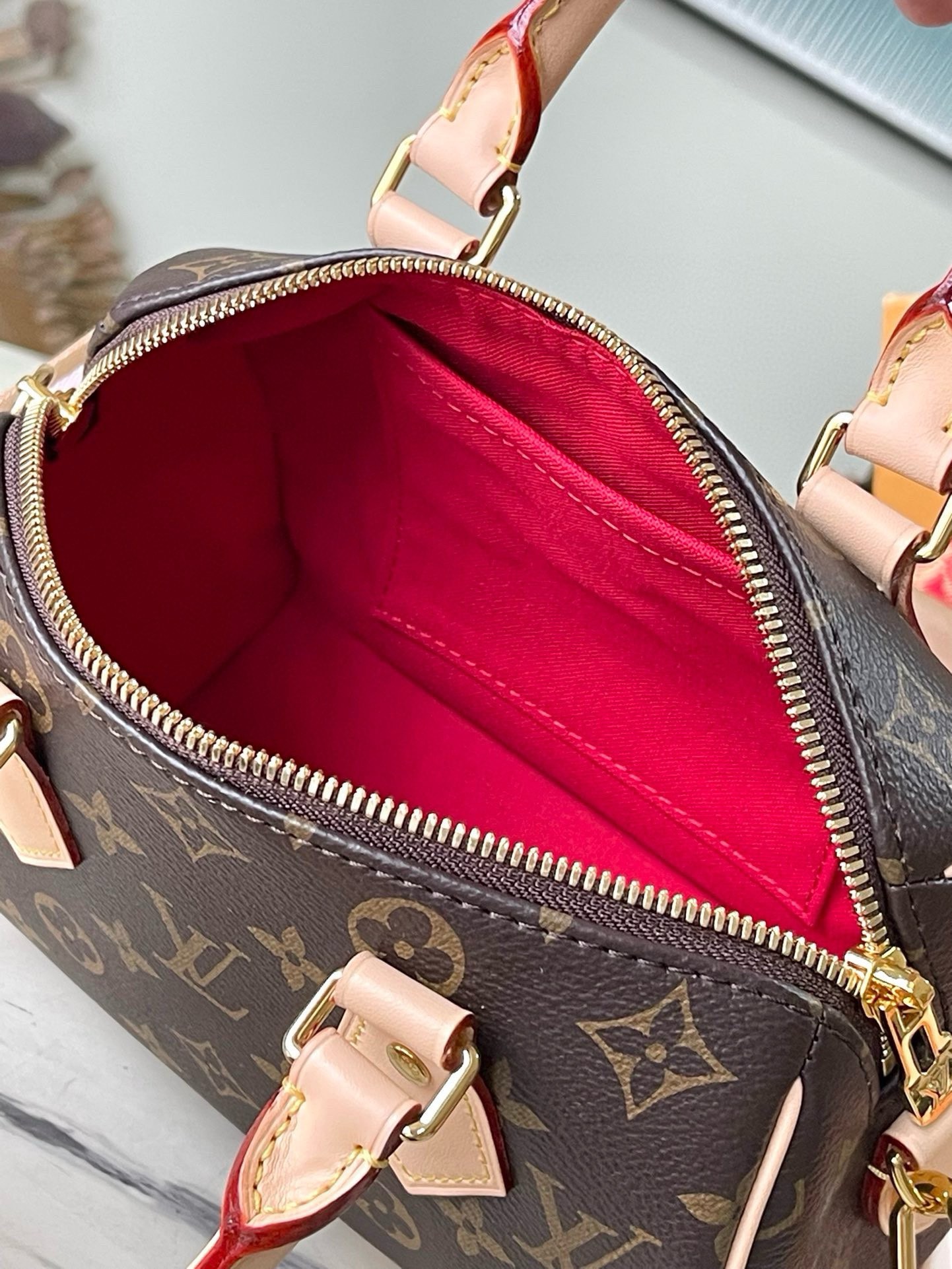 Louis Vuitton Speedy Bandoulière 20 Bag Monogram with Gold Hardware