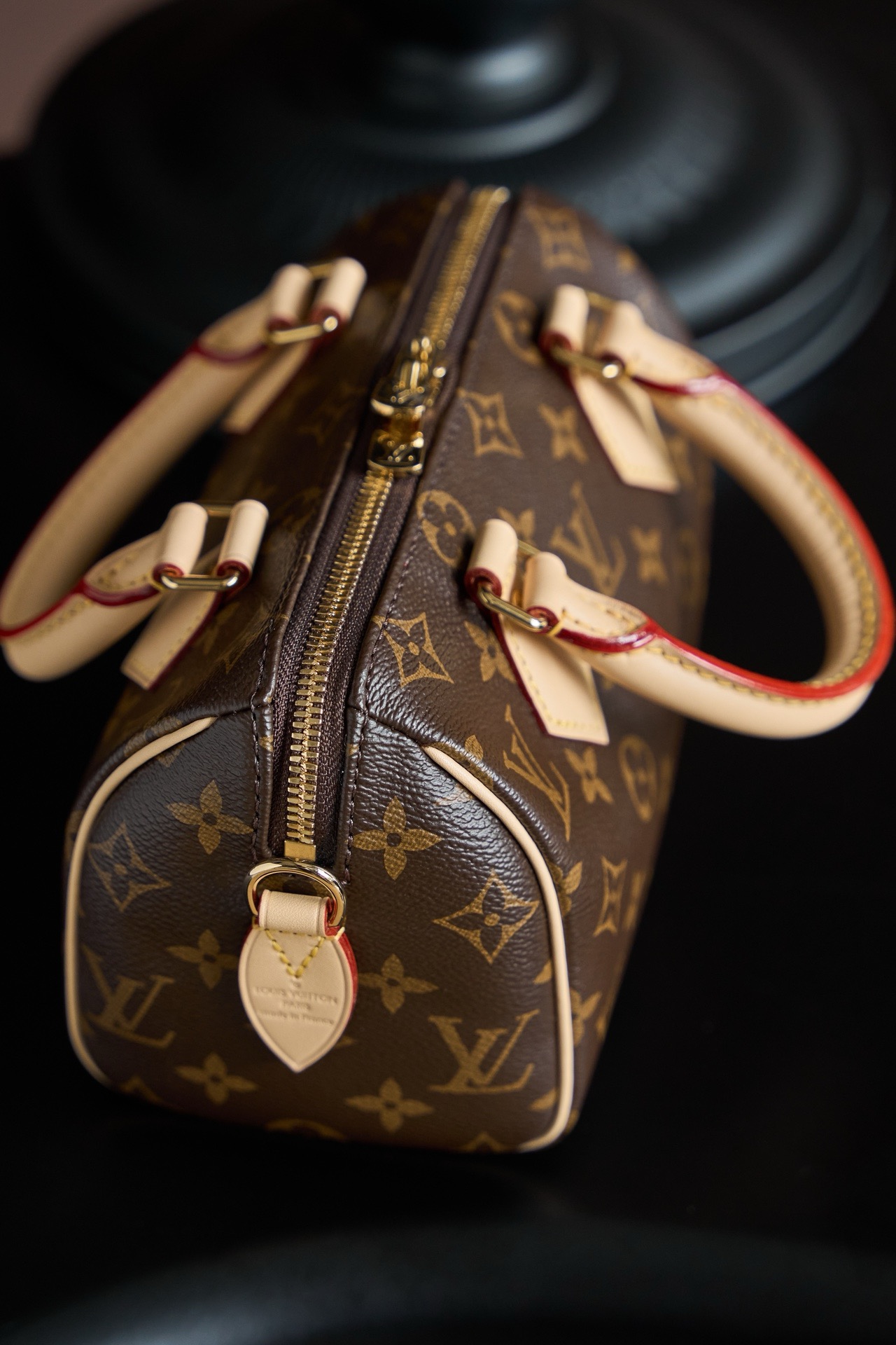 Louis Vuitton Speedy Bandoulière 20 Bag Monogram with Gold Hardware