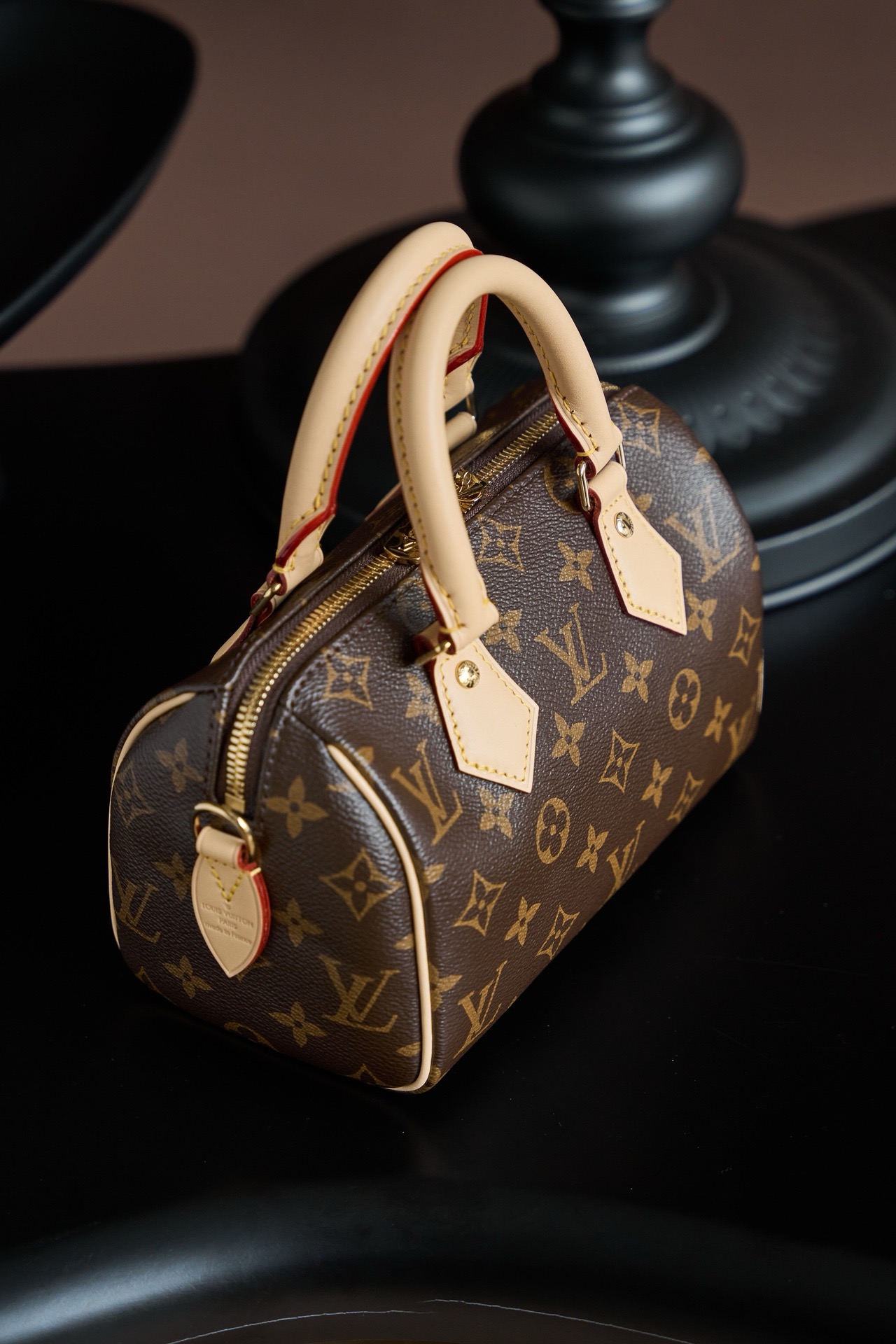 Louis Vuitton Speedy Bandoulière 20 Bag Monogram with Gold Hardware