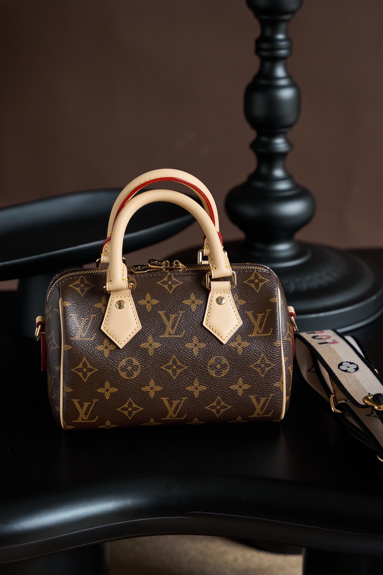 Louis Vuitton Speedy Bandoulière 20 Bag Monogram with Gold Hardware