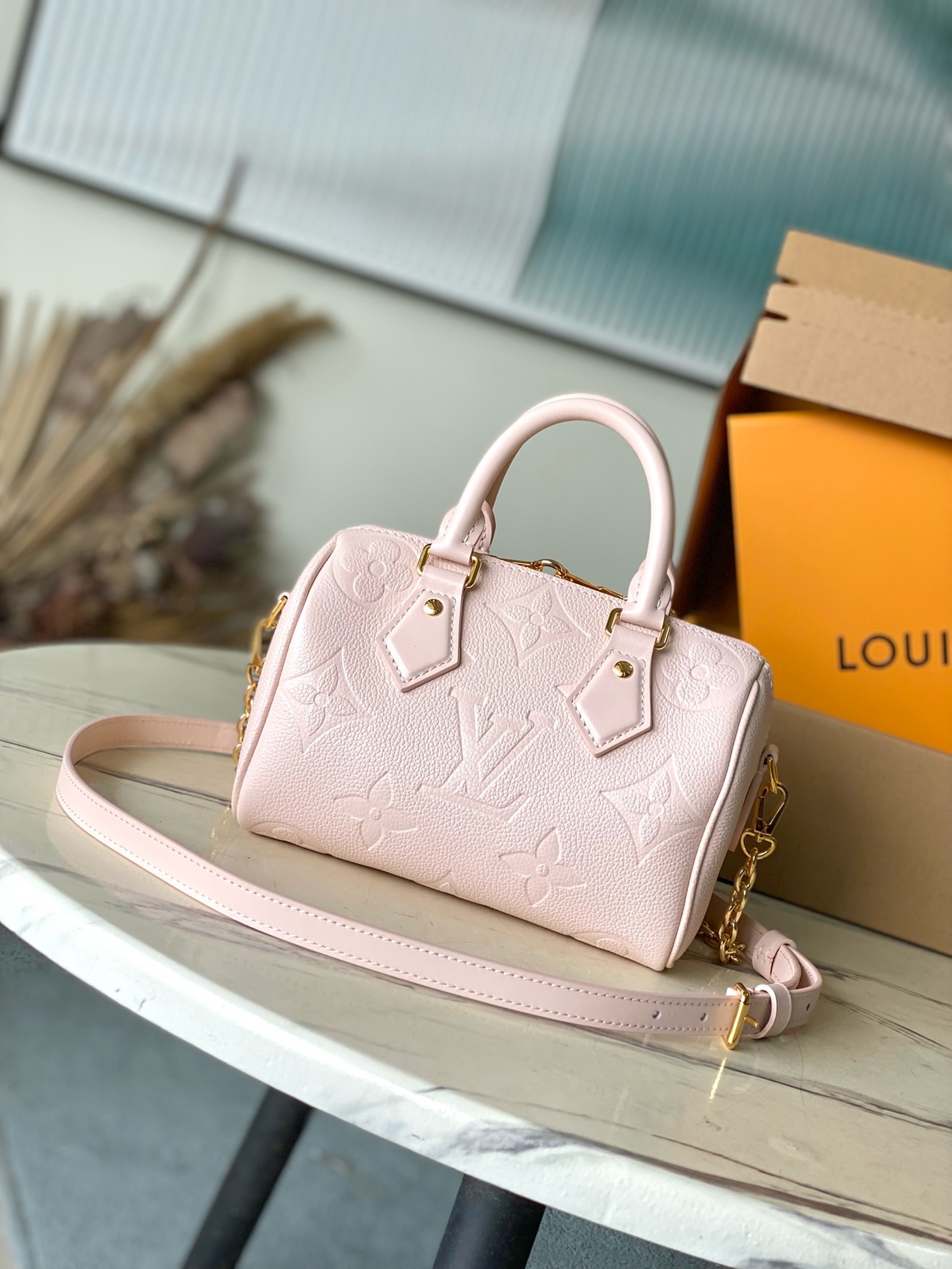 Louis Vuitton Speedy Bandoulière 20 Bag Light Pink with Gold Hardware