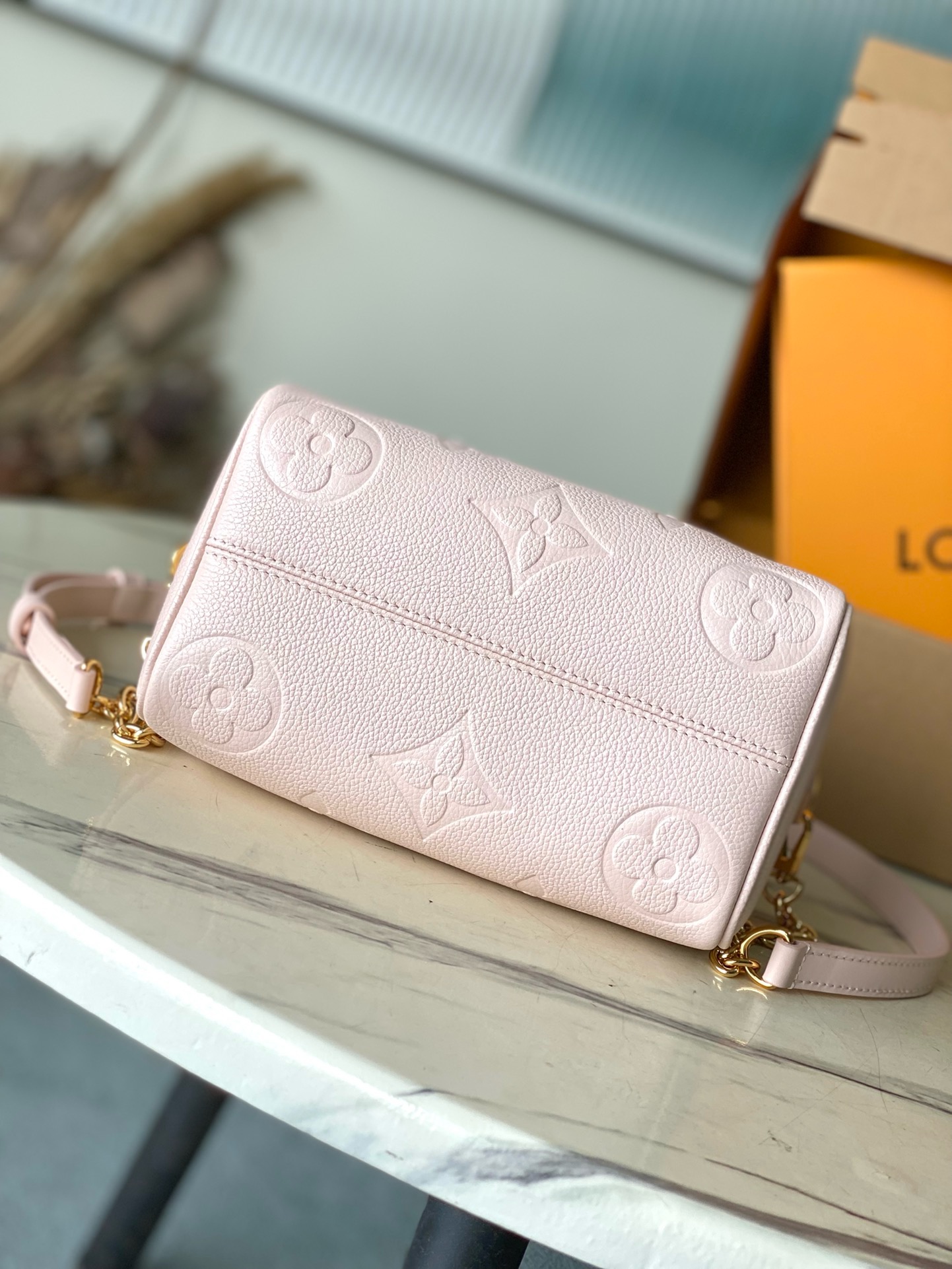 Louis Vuitton Speedy Bandoulière 20 Bag Light Pink with Gold Hardware