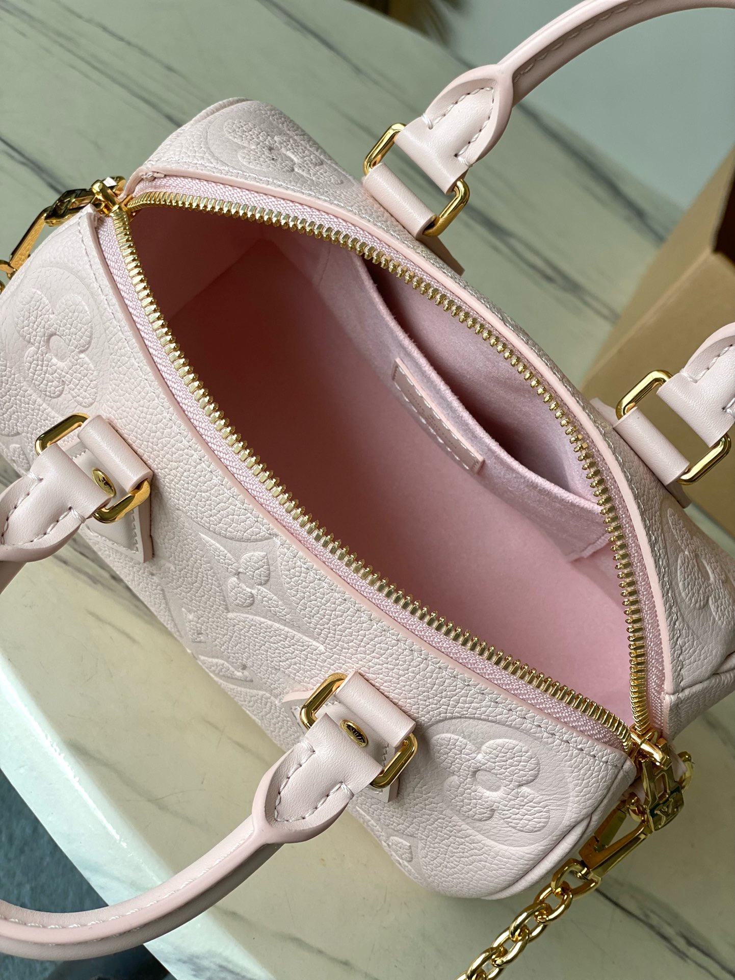 Louis Vuitton Speedy Bandoulière 20 Bag Light Pink with Gold Hardware