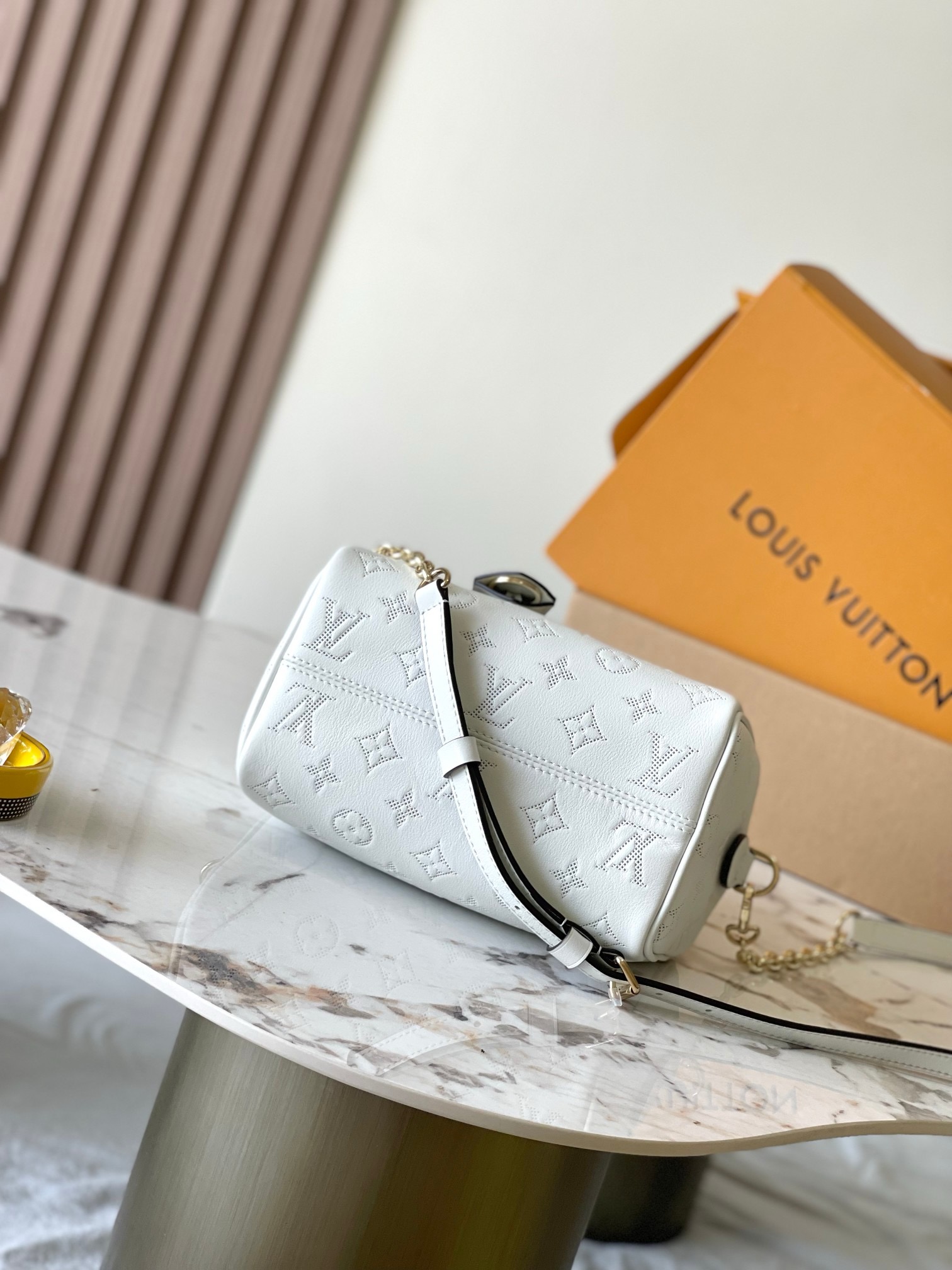 Louis Vuitton Speedy Bandoulière 20 Bag White with Gold Hardware